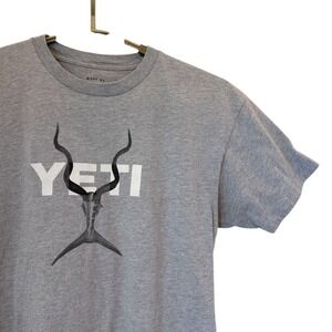 YETI Antelope Skull Fish Men Graphic T-Shirt Gray Logo Short Sleeve Large